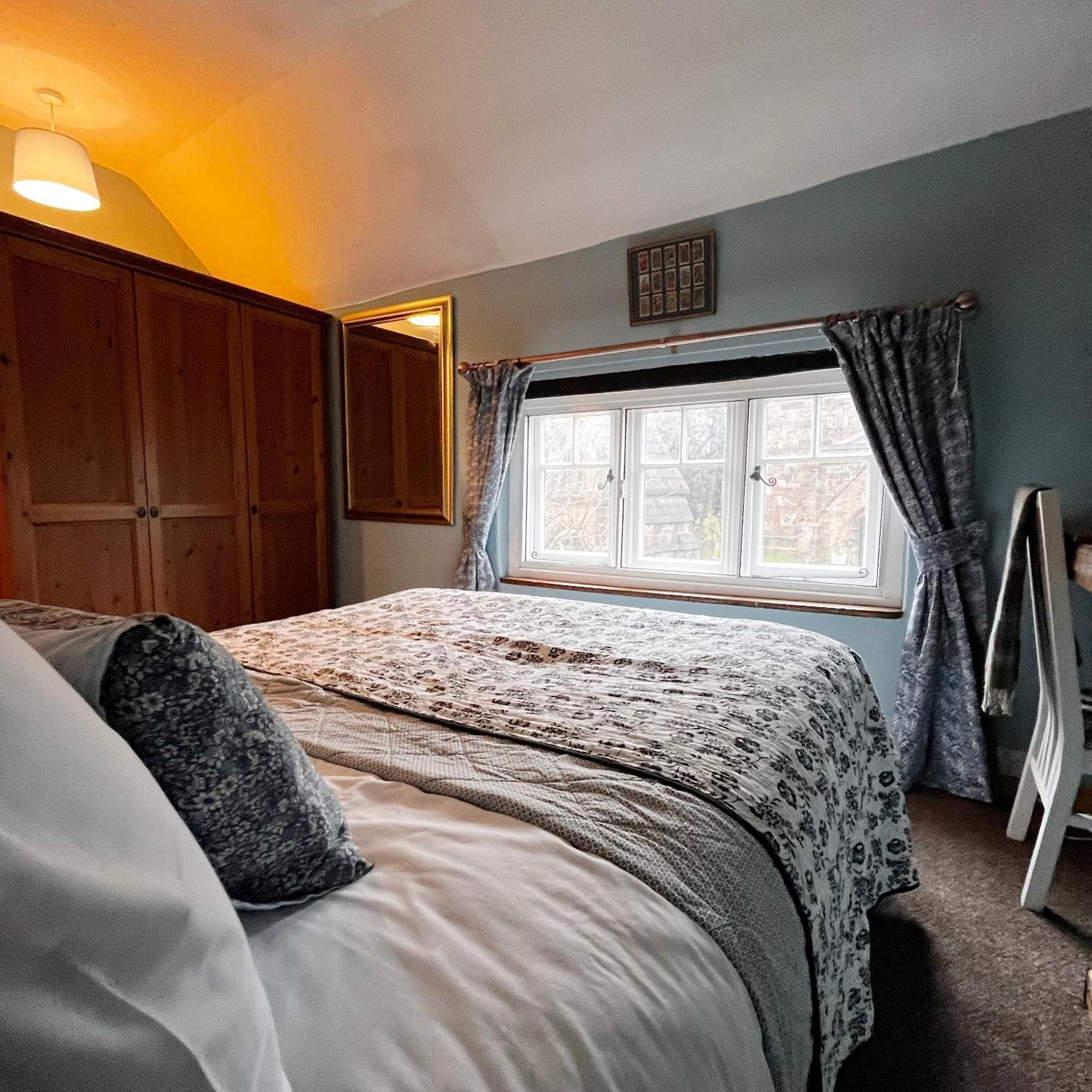 Holiday home Chapter Cottage, Nr Alton Towers, Peak District, Foxfield Barns *