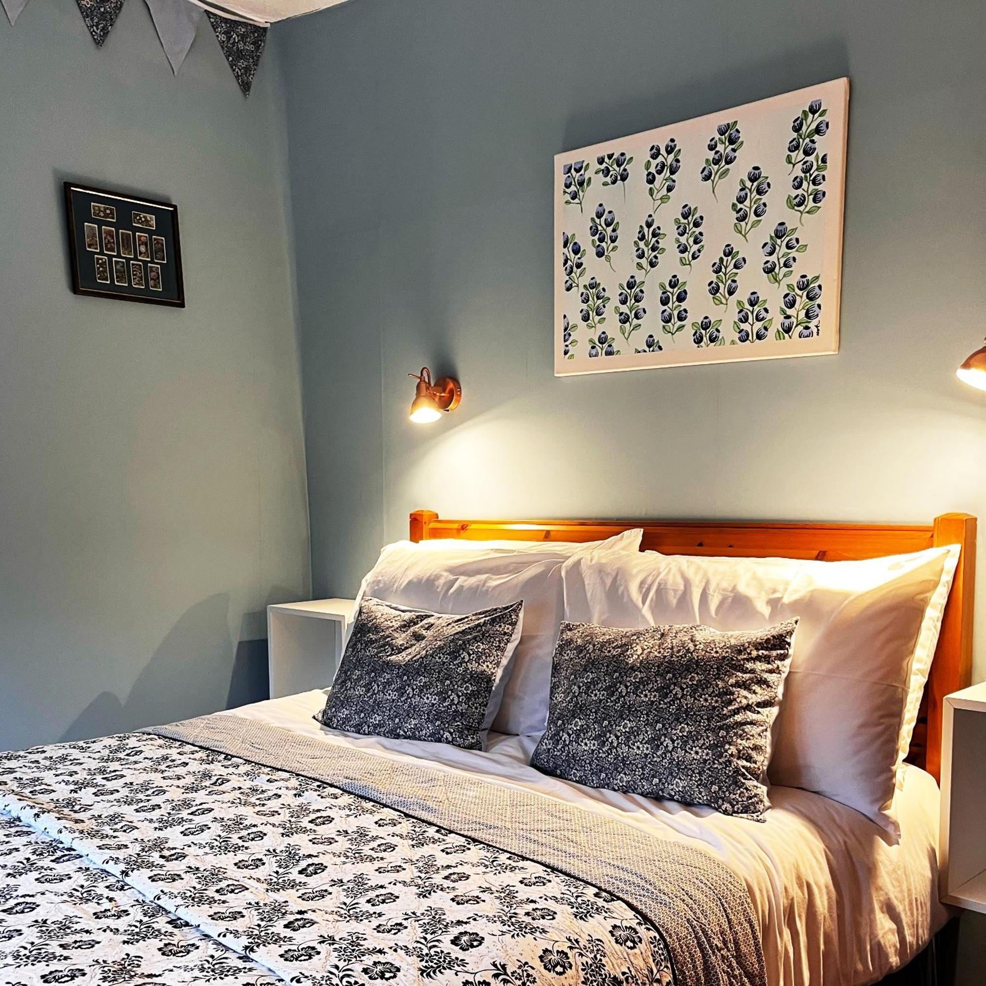 Chapter Cottage, Nr Alton Towers, Peak District, Foxfield Barns * Cheddleton